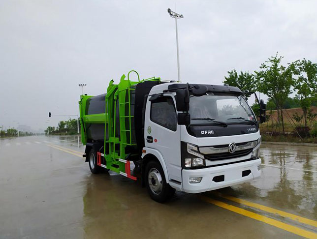 東風多利卡國六掛桶垃圾車